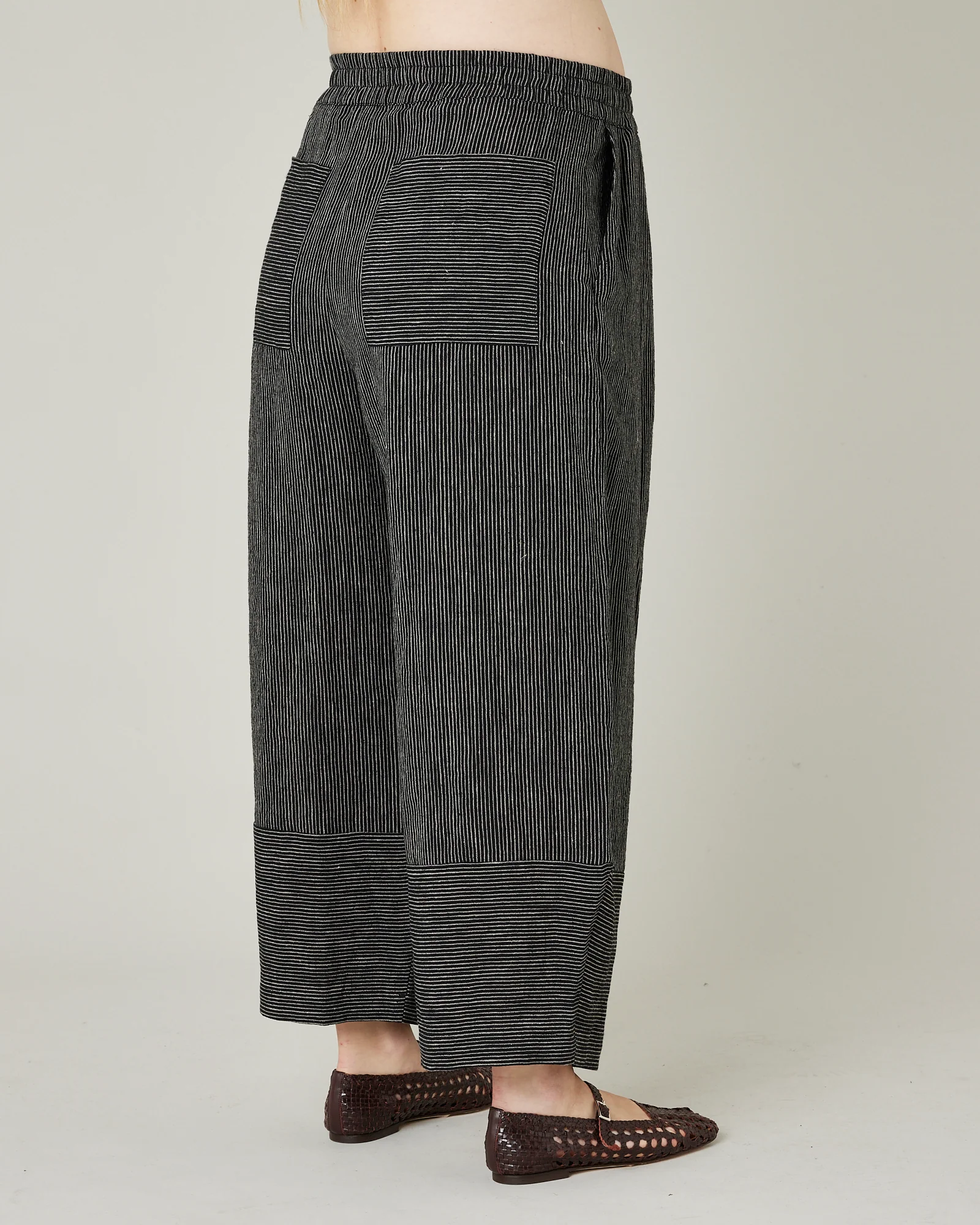 Bobbi Black & Ecru Pencil Stripe Linen Trousers - Image 14