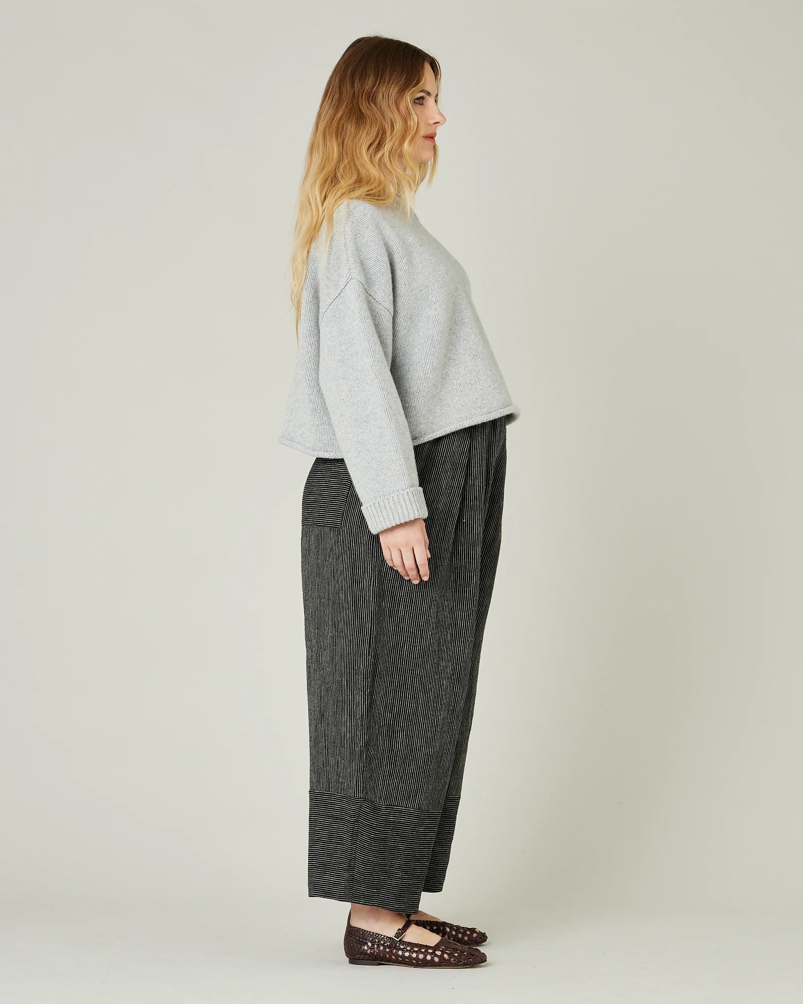 Bobbi Black & Ecru Pencil Stripe Linen Trousers - Image 18
