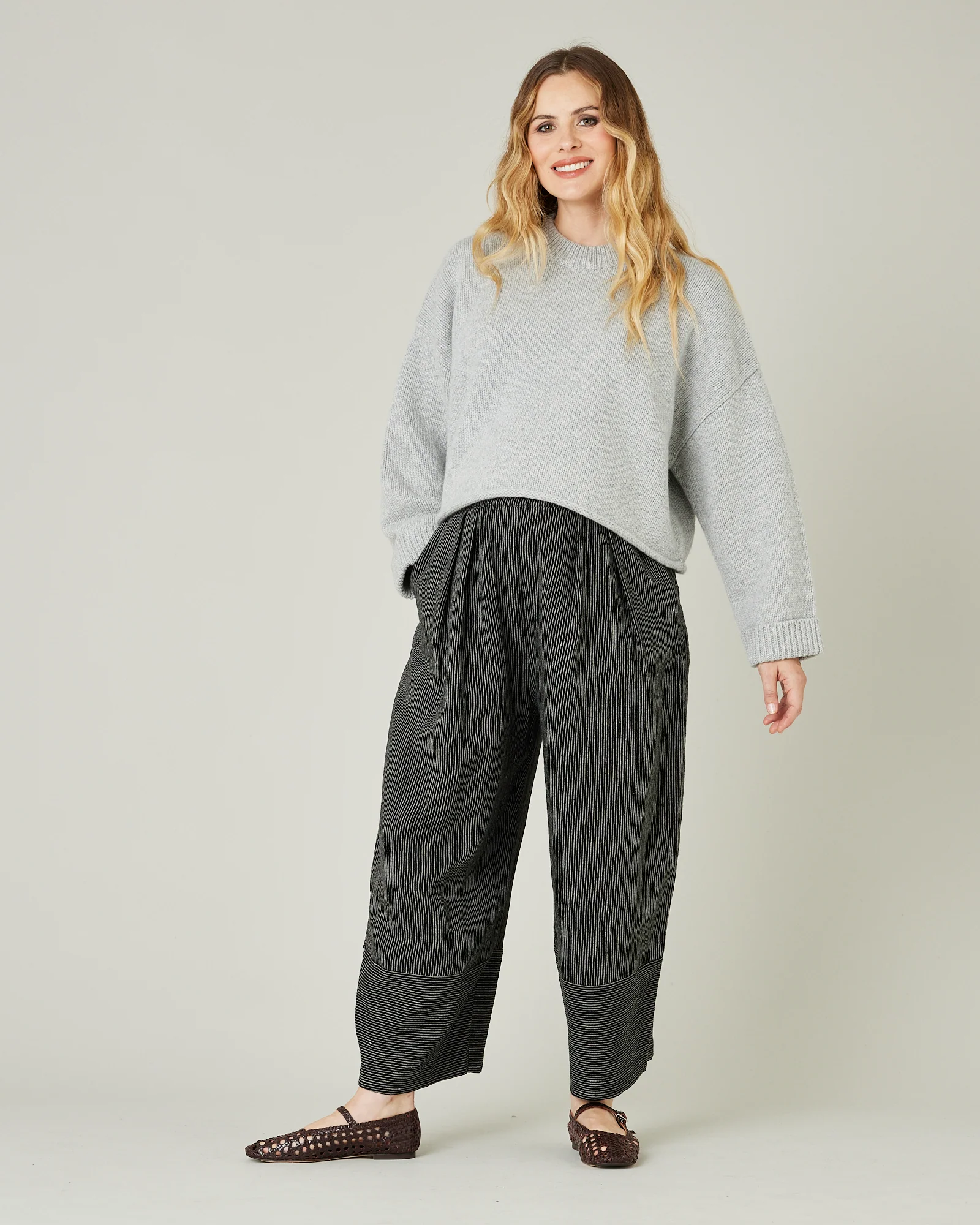 Bobbi Black & Ecru Pencil Stripe Linen Trousers - Image 19