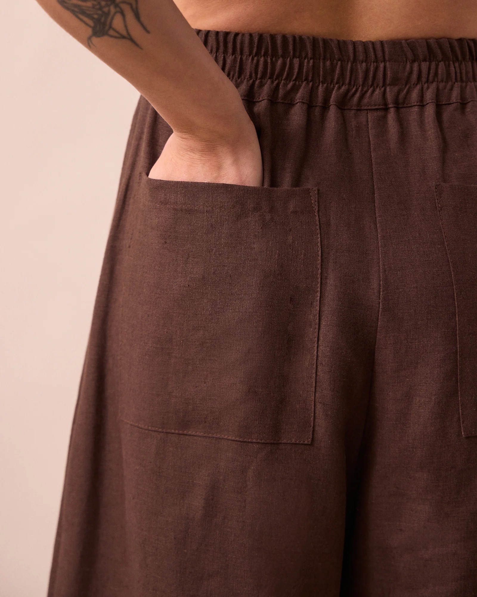 Bobbi Chocolate Linen Trousers - Image 4