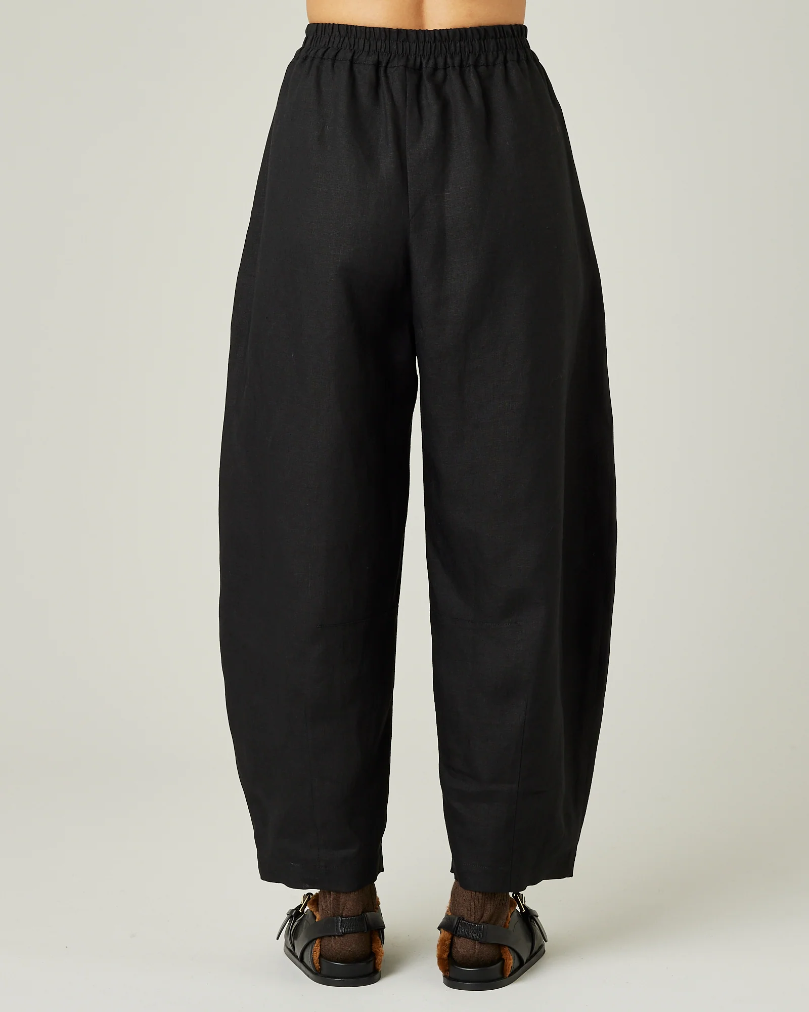Daisy Black Linen Trousers - Image 3