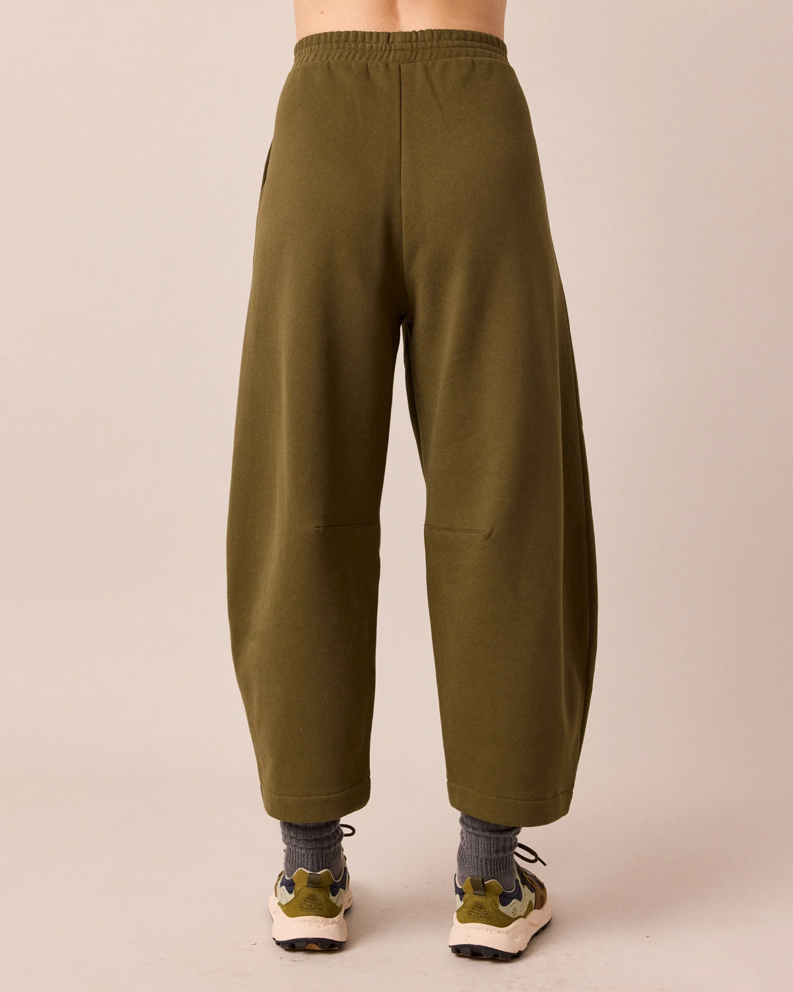 Daisy Earth Green Fleeceback Jersey Trousers - Image 4