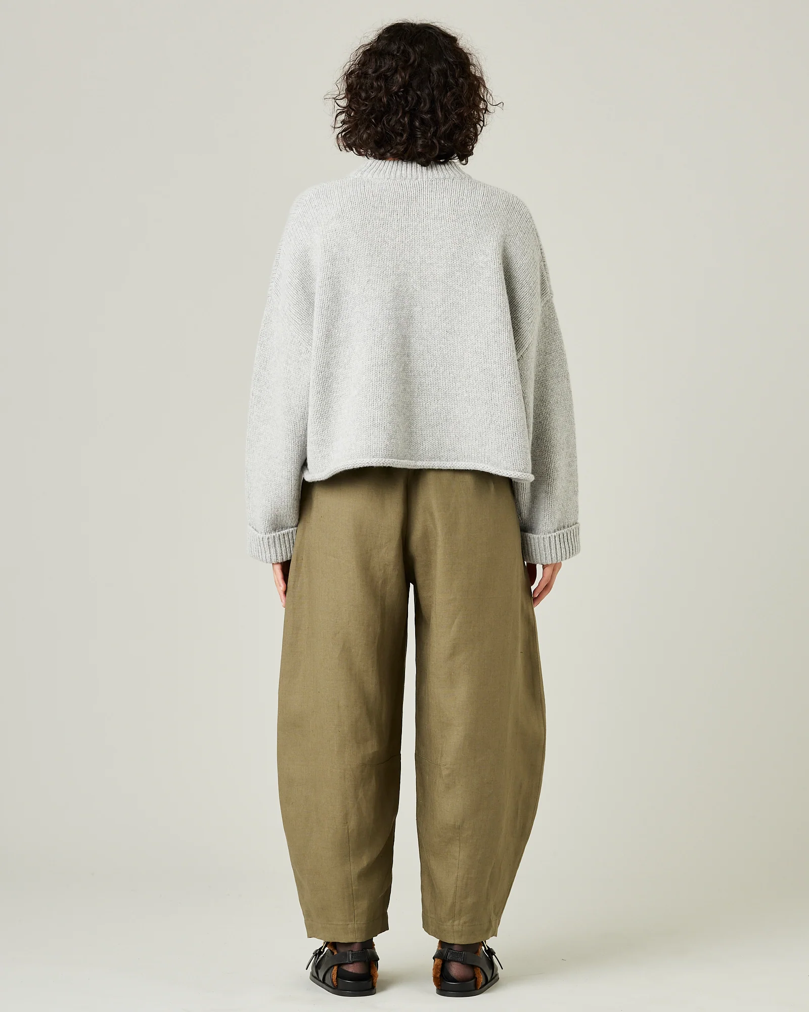 Daisy Khaki Linen Trousers - Image 7