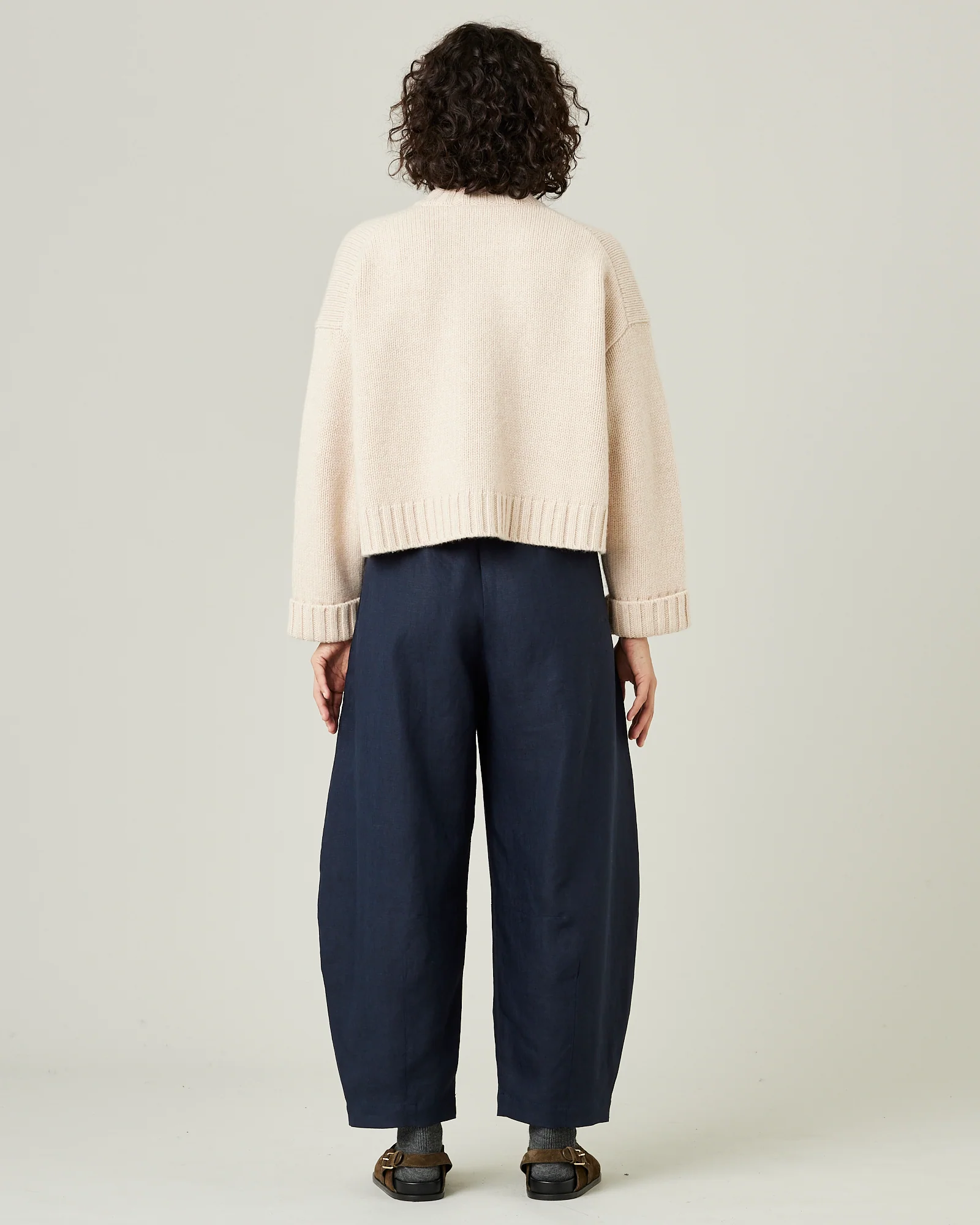 Daisy Navy Linen Trousers - Image 7