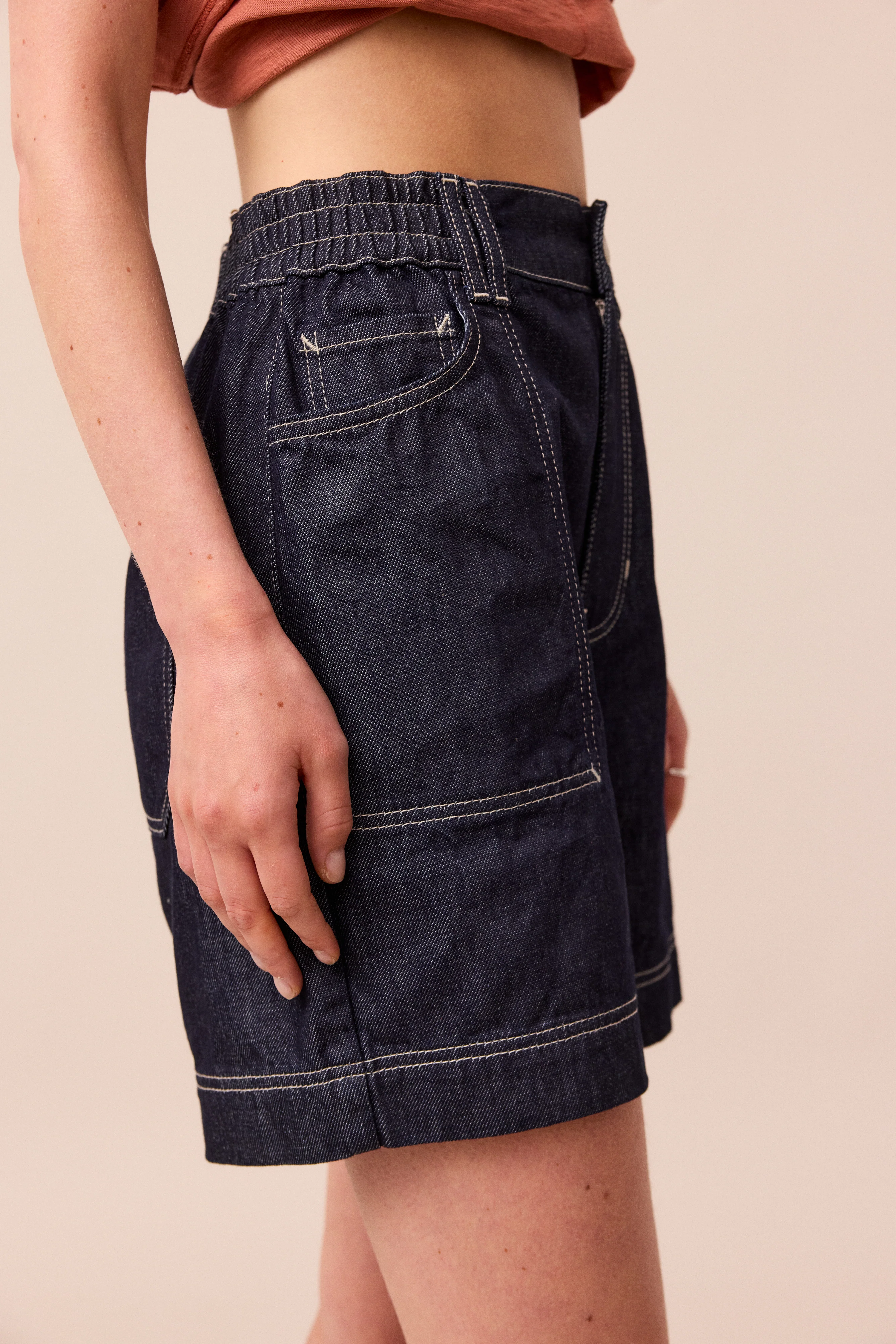Eli Indigo Rinse Wash Denim Shorts - Image 3