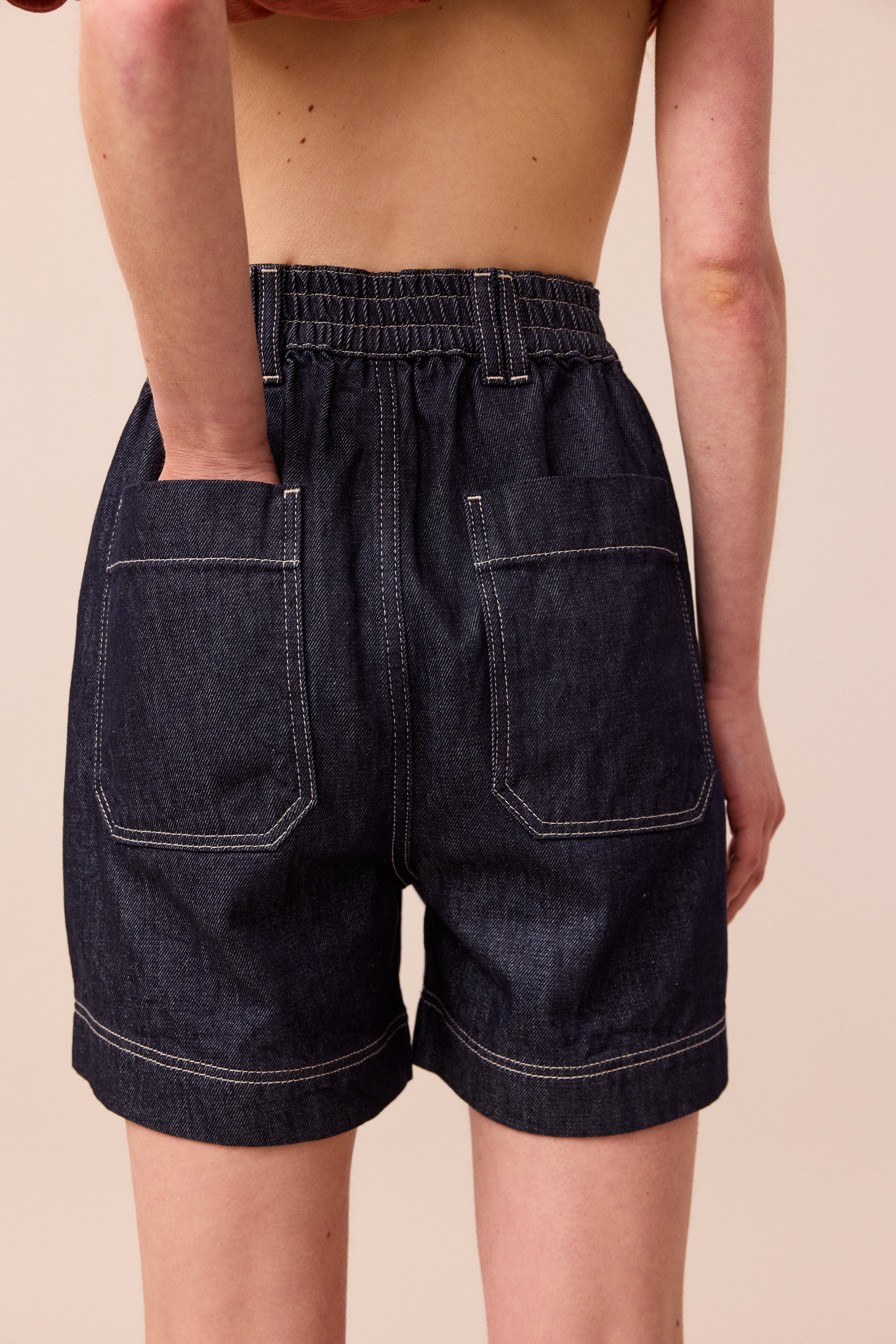 Eli Indigo Rinse Wash Denim Shorts - Image 4