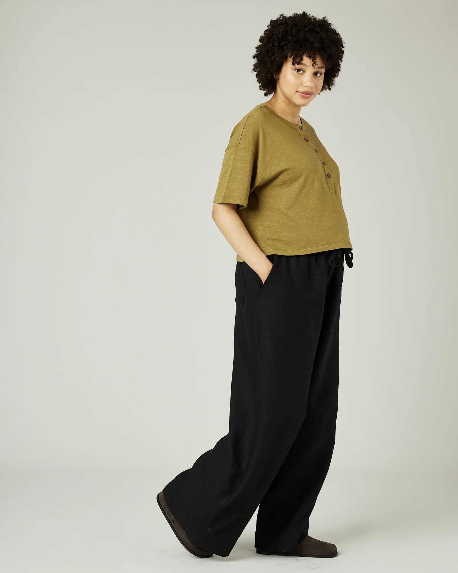 Henri Top Khaki - Image 9