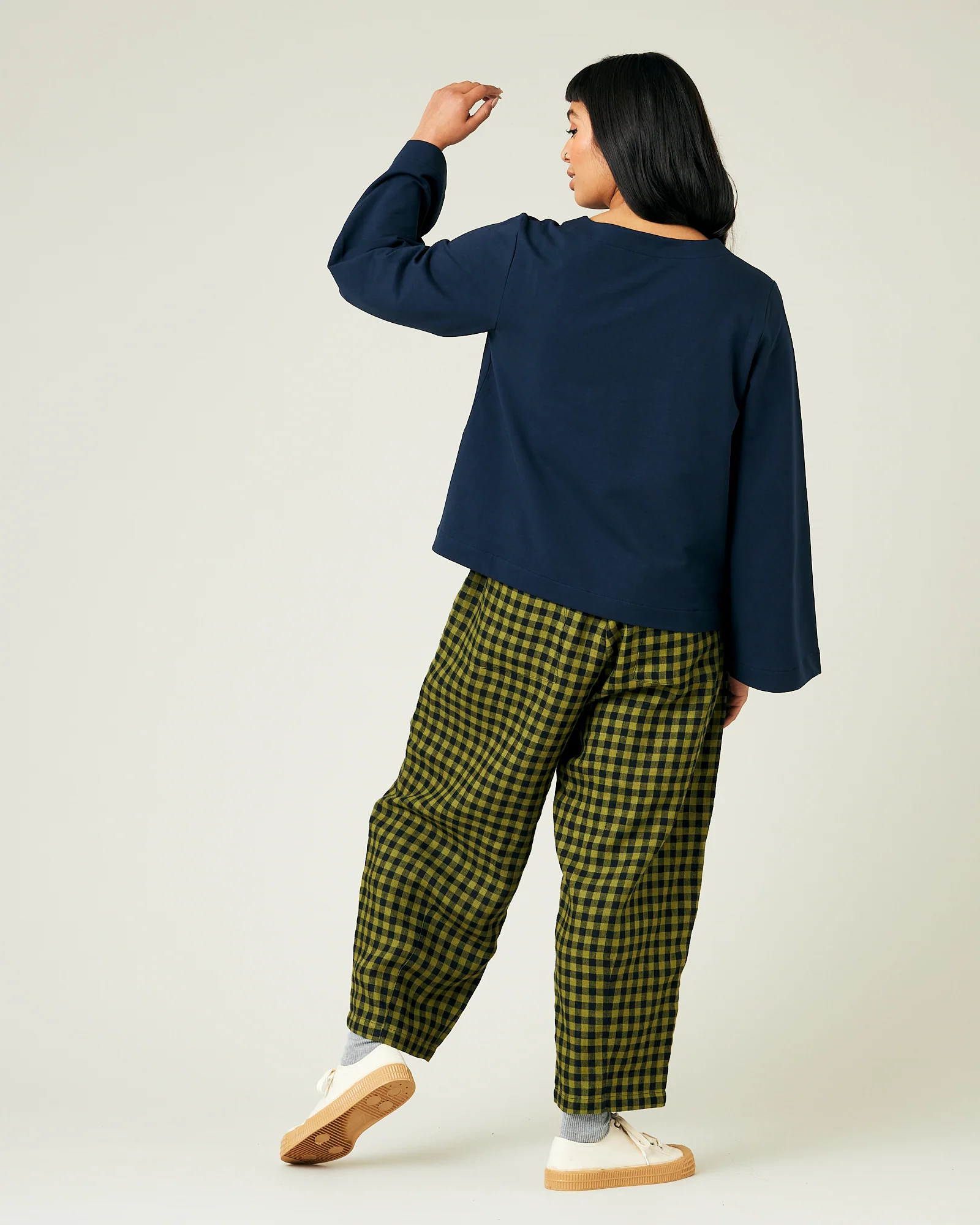 Huxley Green Gingham Linen Trousers - Image 11