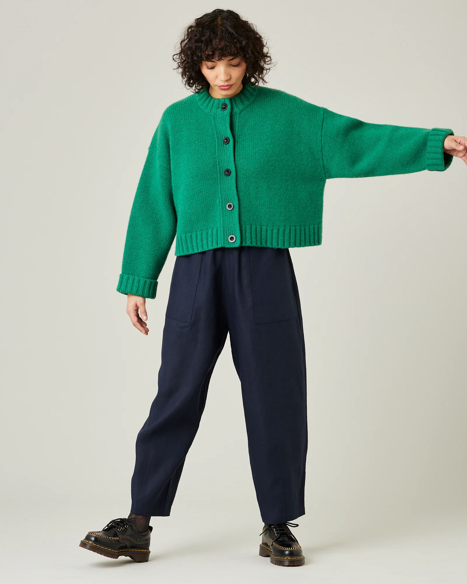 Huxley Navy Linen Trousers - Image 11