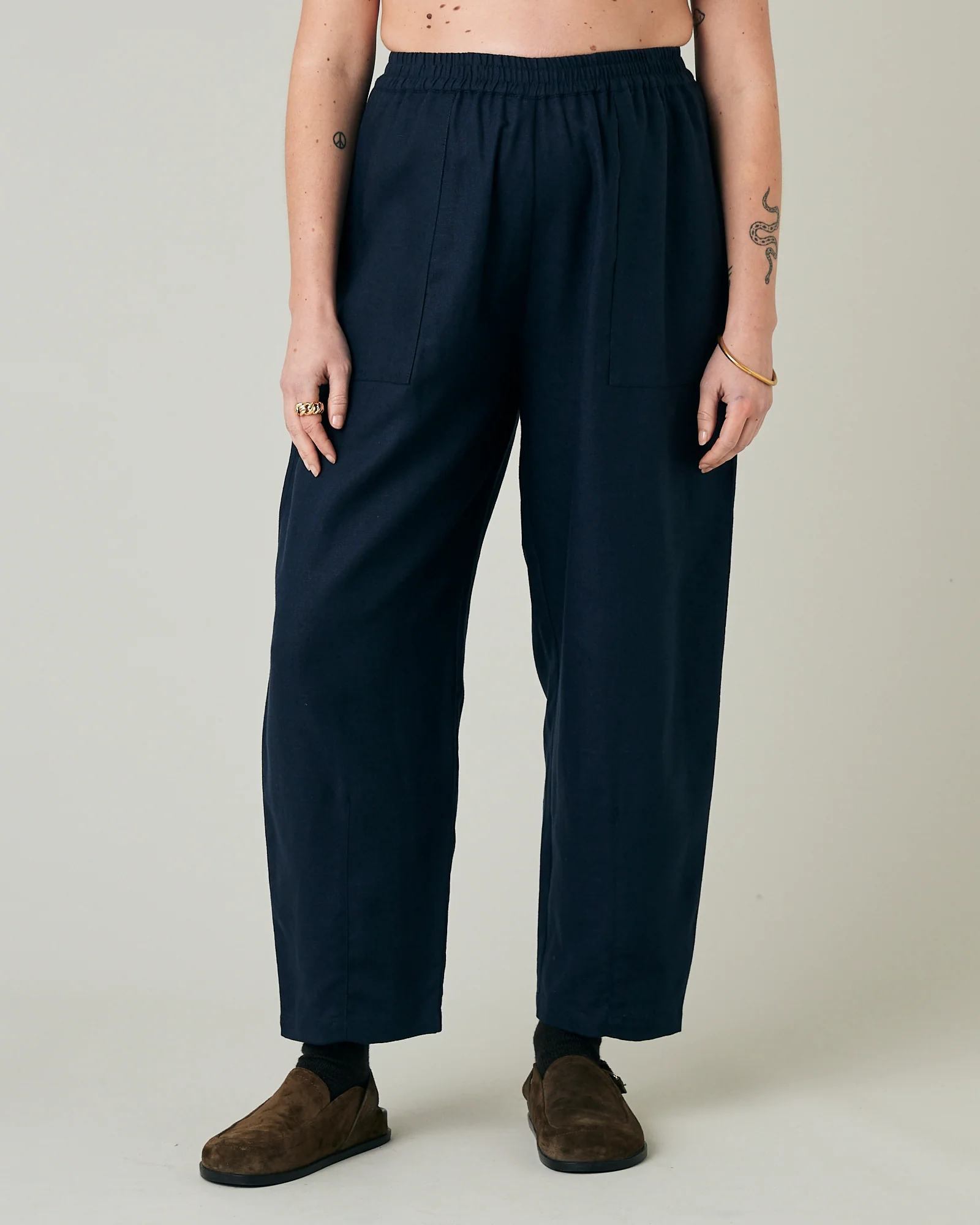 Huxley Navy Linen Trousers - Image 14