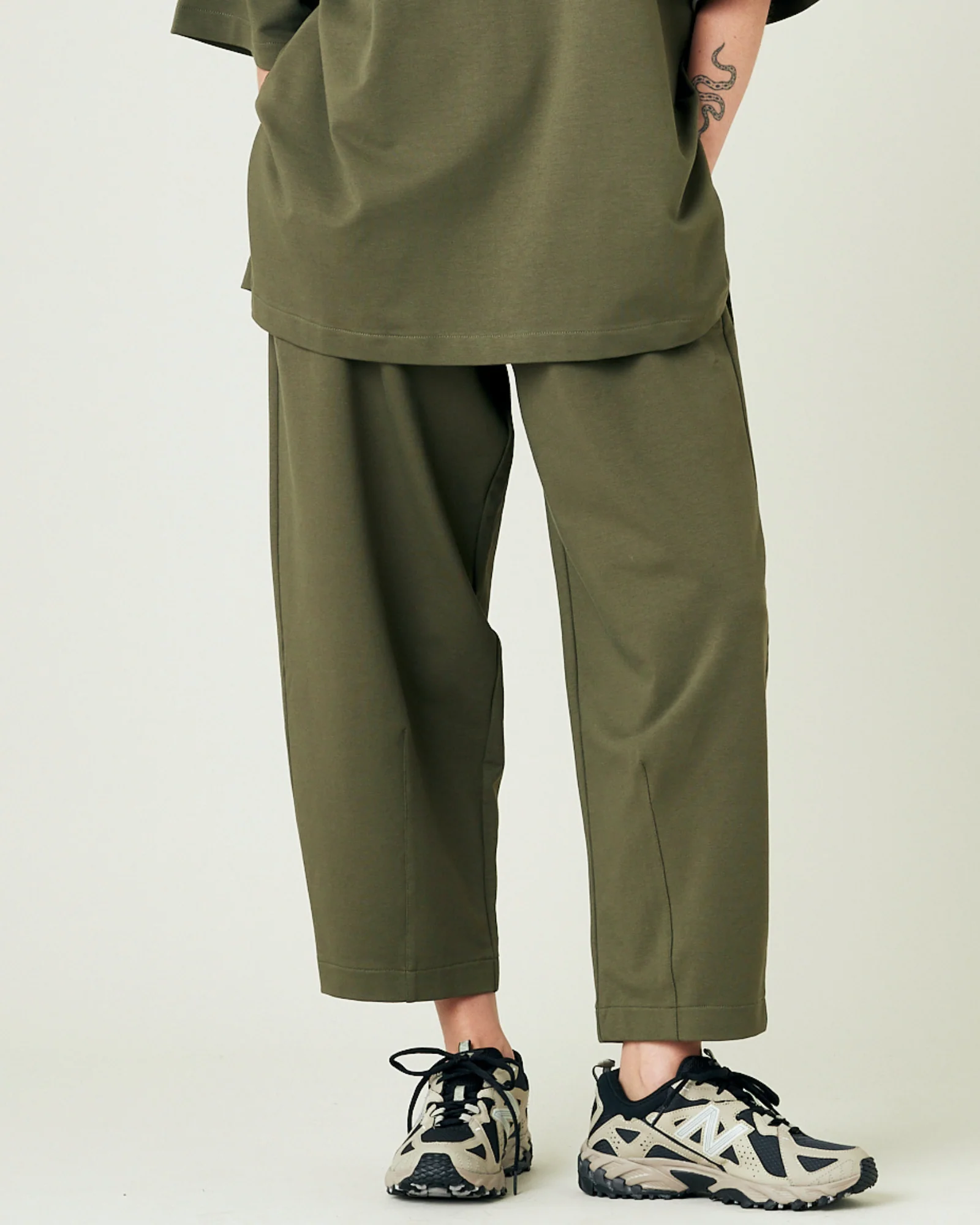Huxley Olive Cotton Jersey Trousers - Image 3
