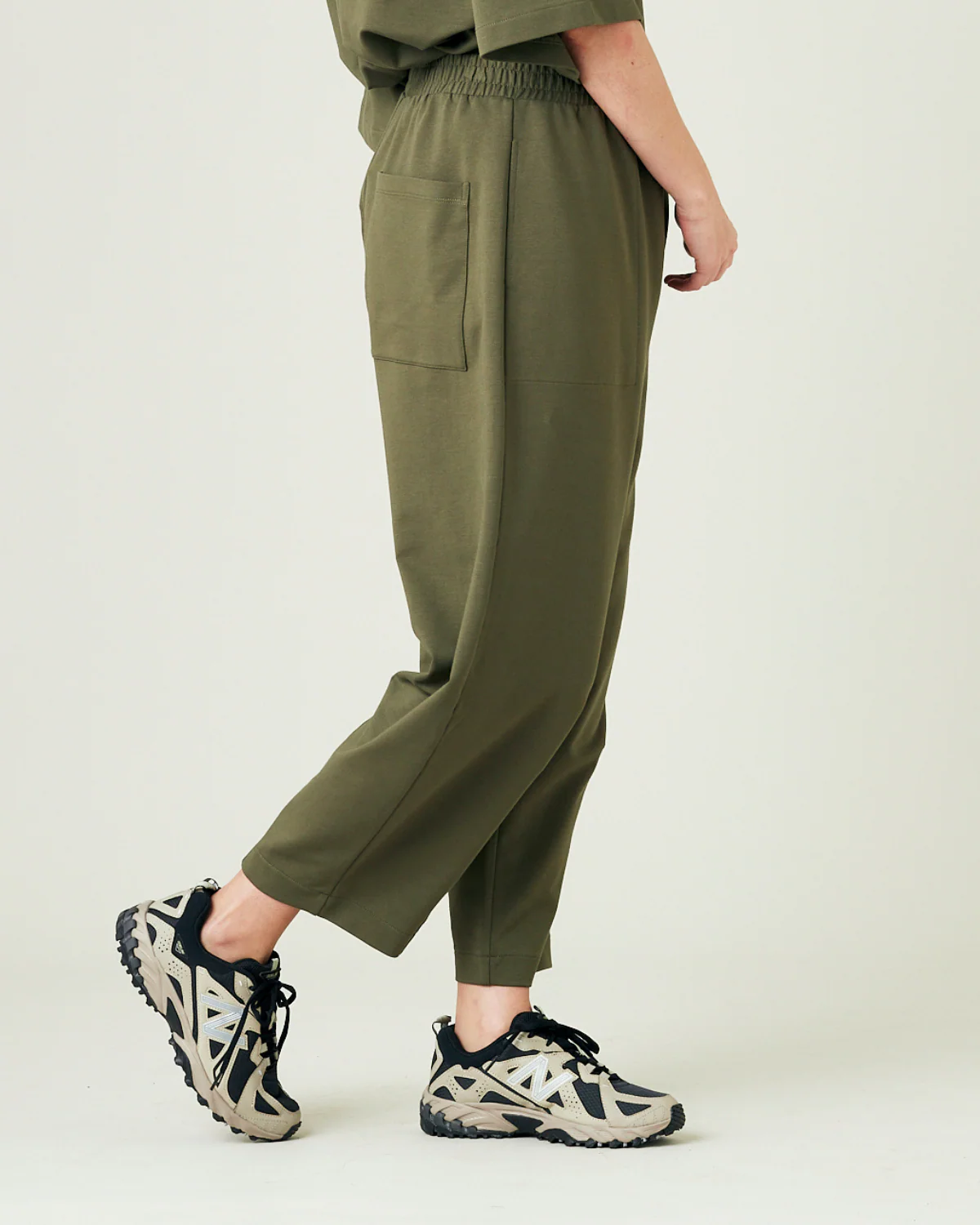 Huxley Olive Cotton Jersey Trousers - Image 4
