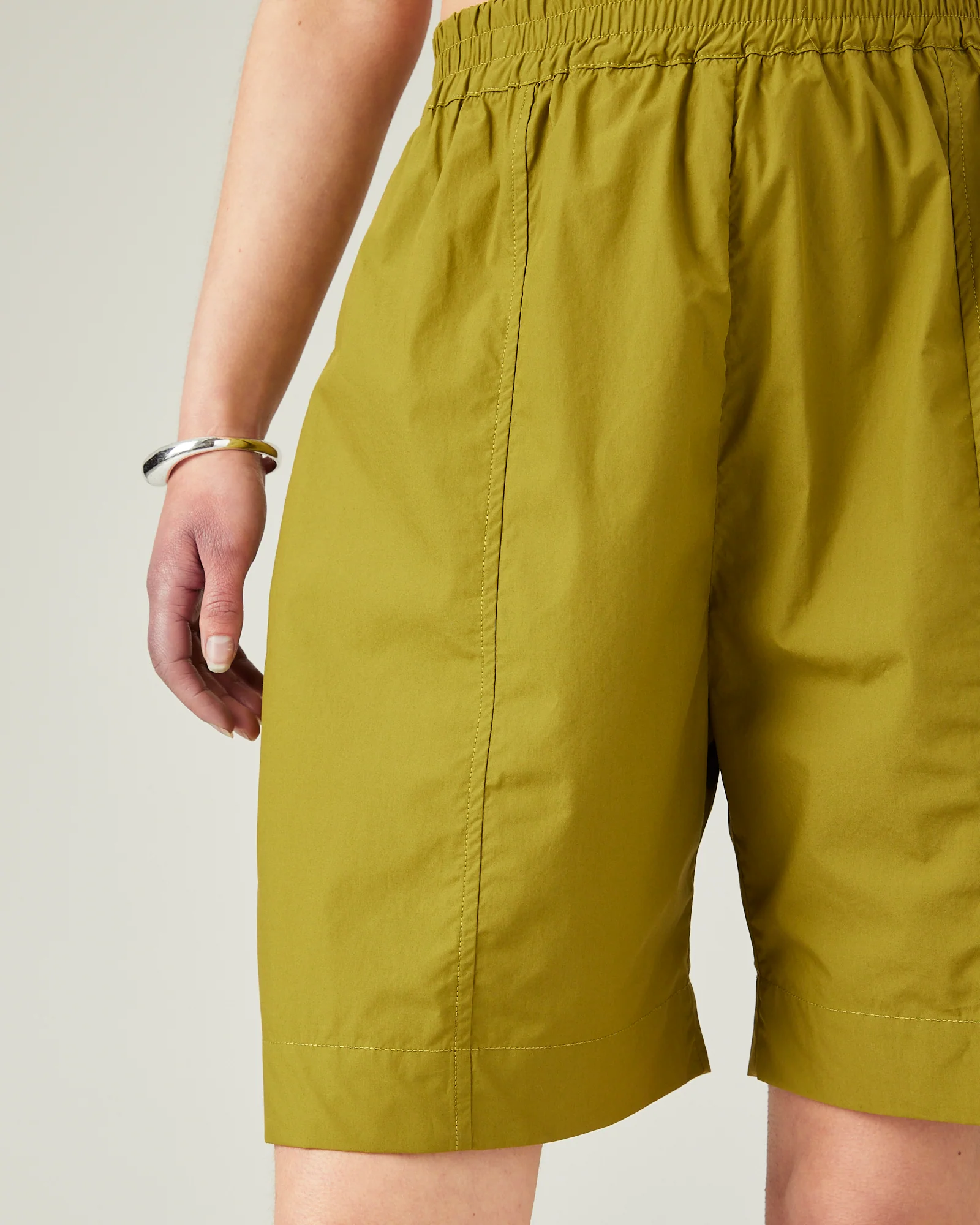 Liv Olive Cotton Poplin Shorts - Image 10