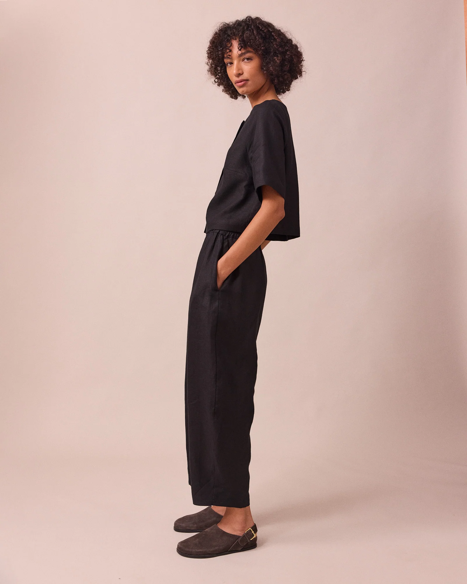 Mabel Black Linen Trousers - Image 4
