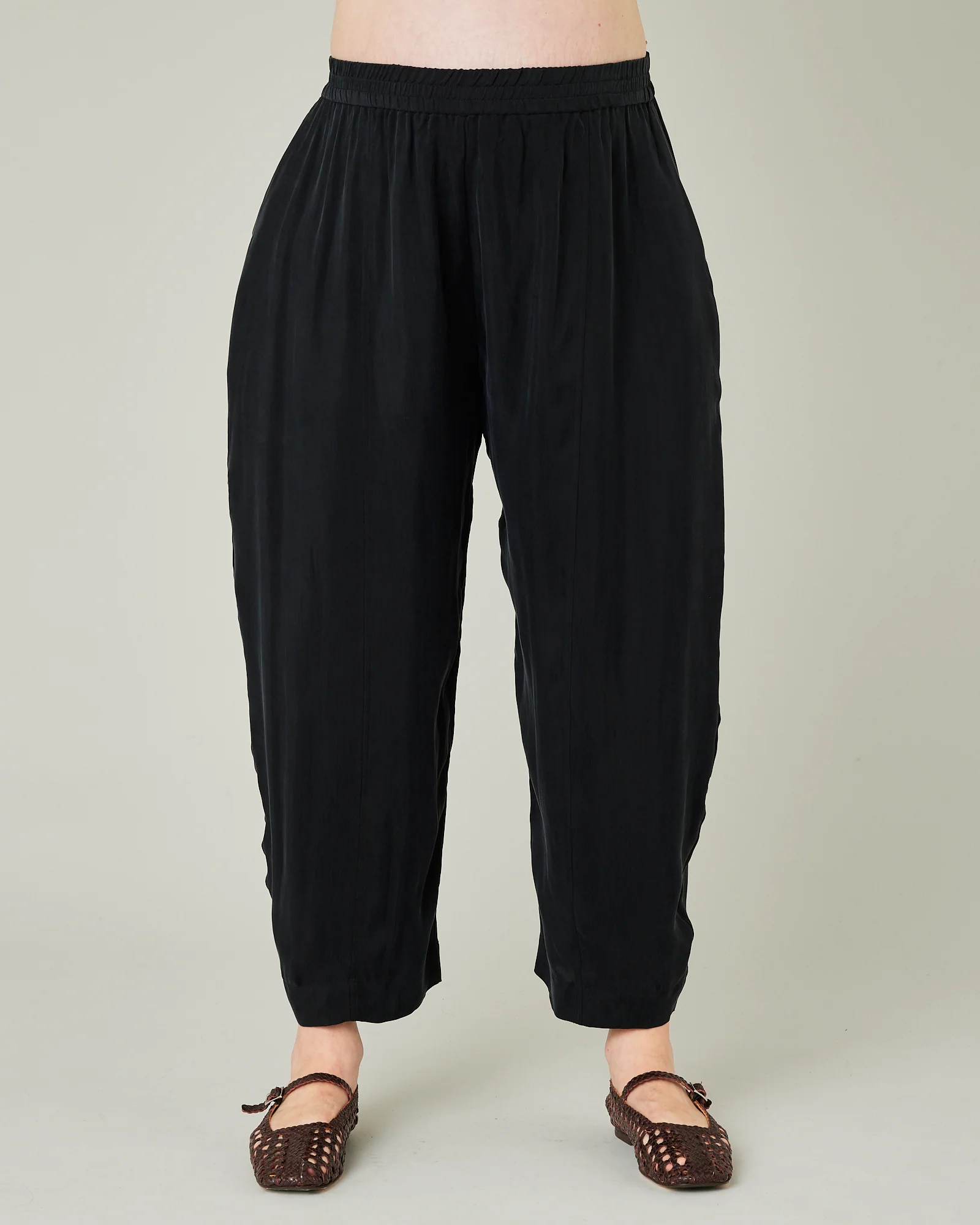 Mabel Cupro Trouser - Black - Image 18