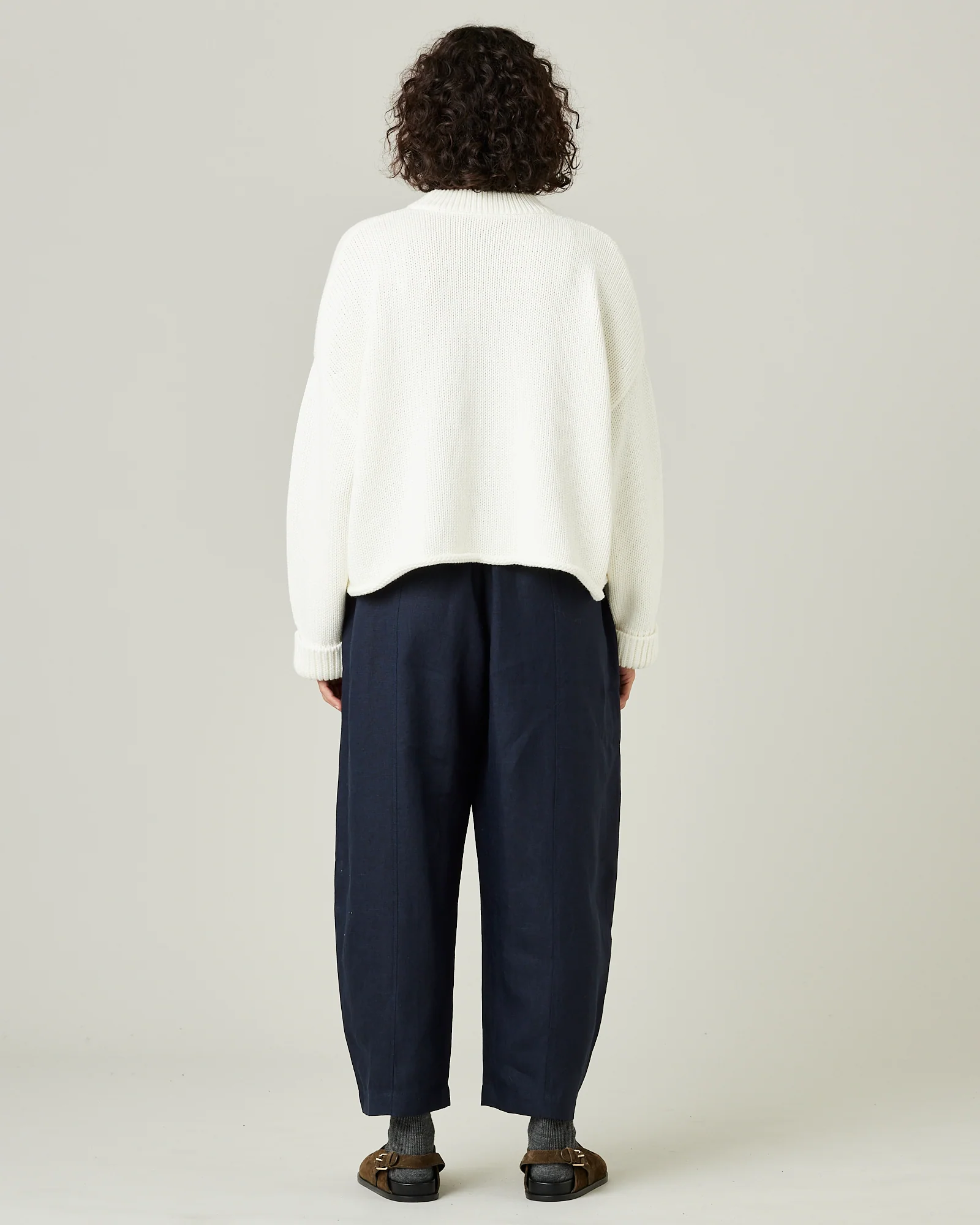 Mabel Navy Linen Trousers - Image 7