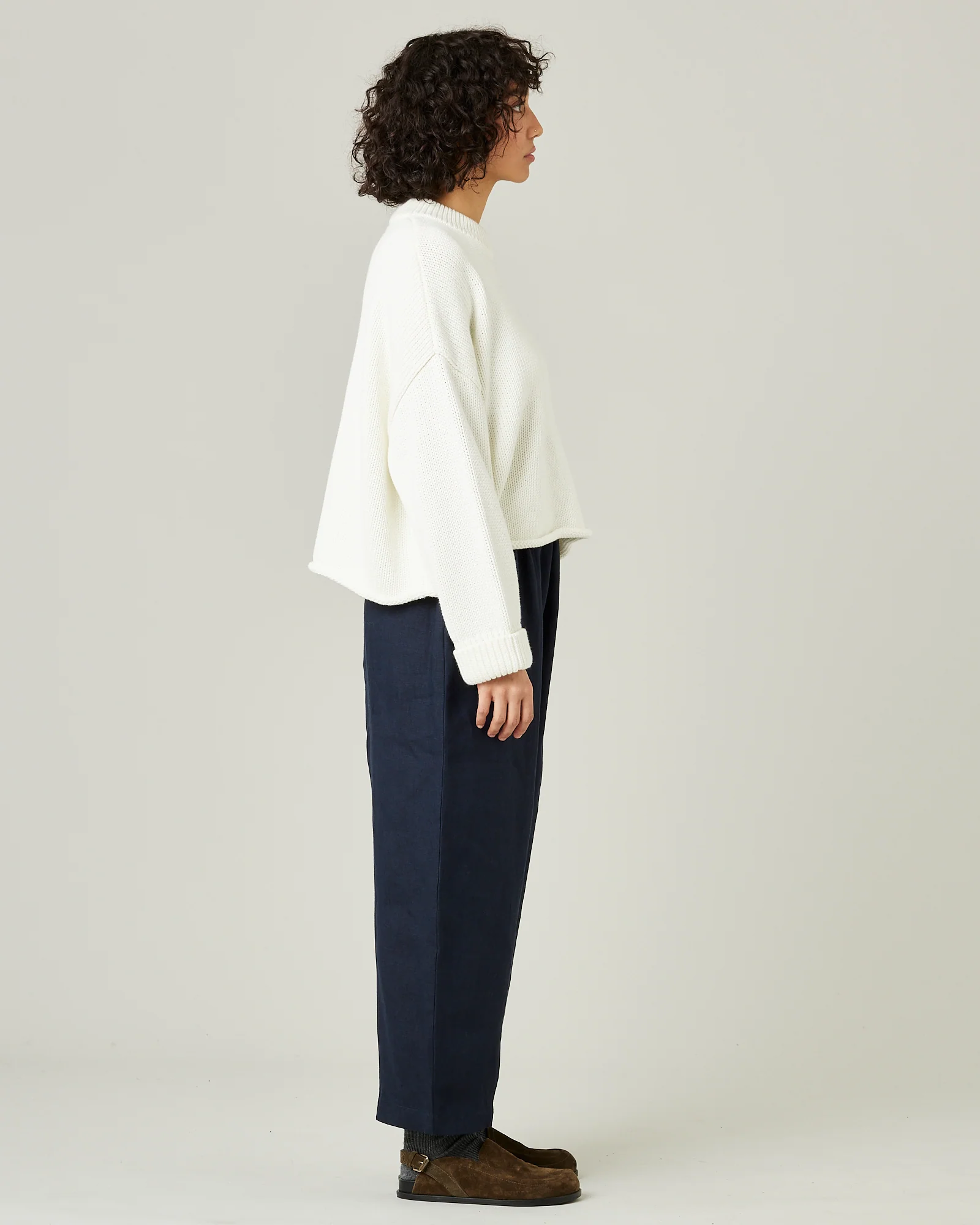 Mabel Navy Linen Trousers - Image 8