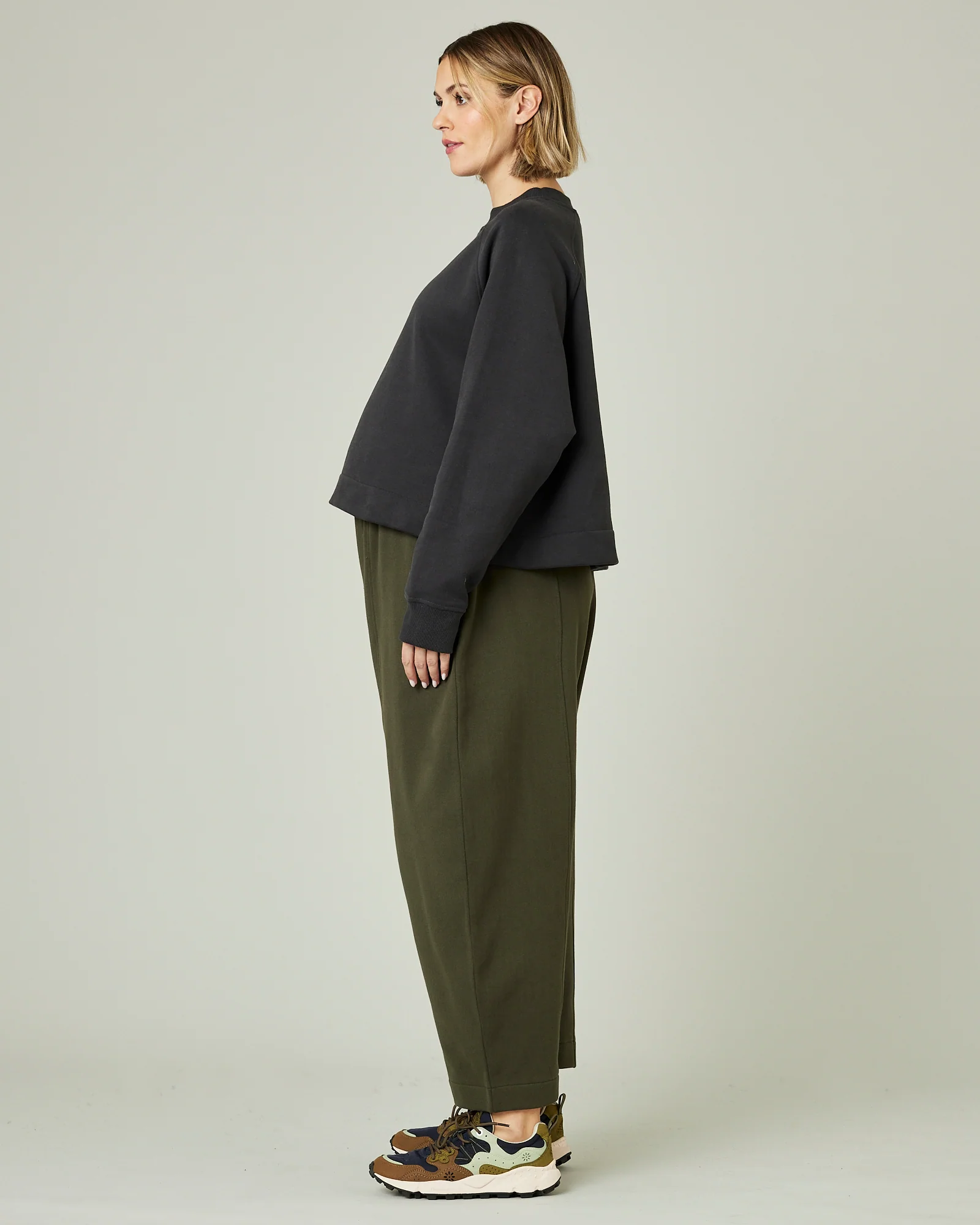 Mabel Olive Fleeceback Jersey Trousers - Image 17