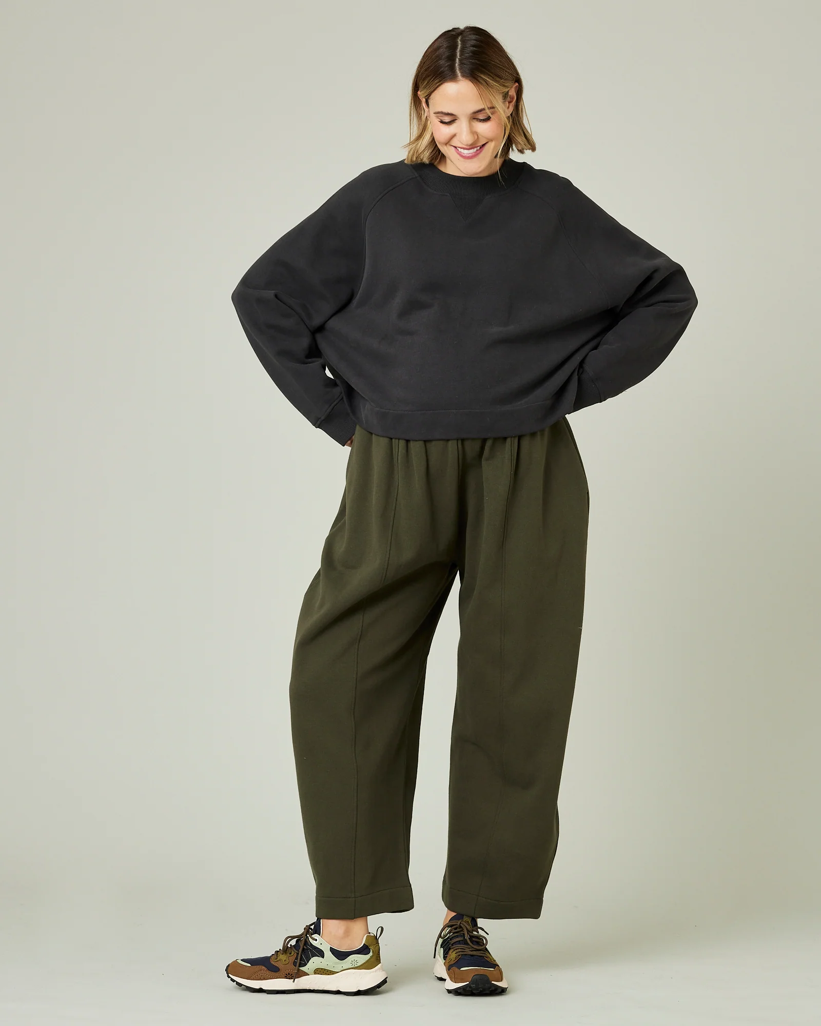 Mabel Olive Fleeceback Jersey Trousers - Image 22