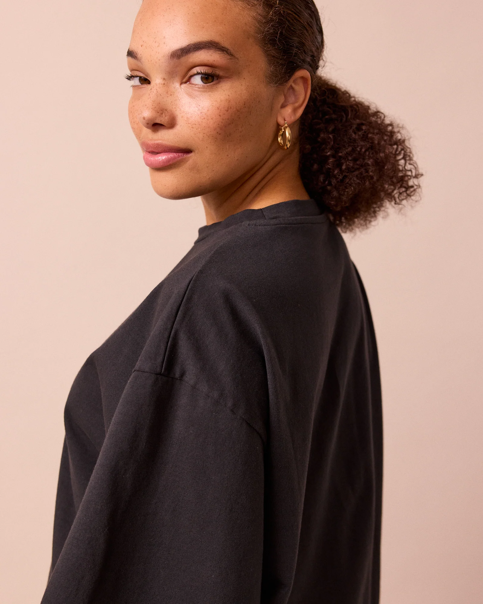 Nova Black Jersey T-Shirt - Image 3