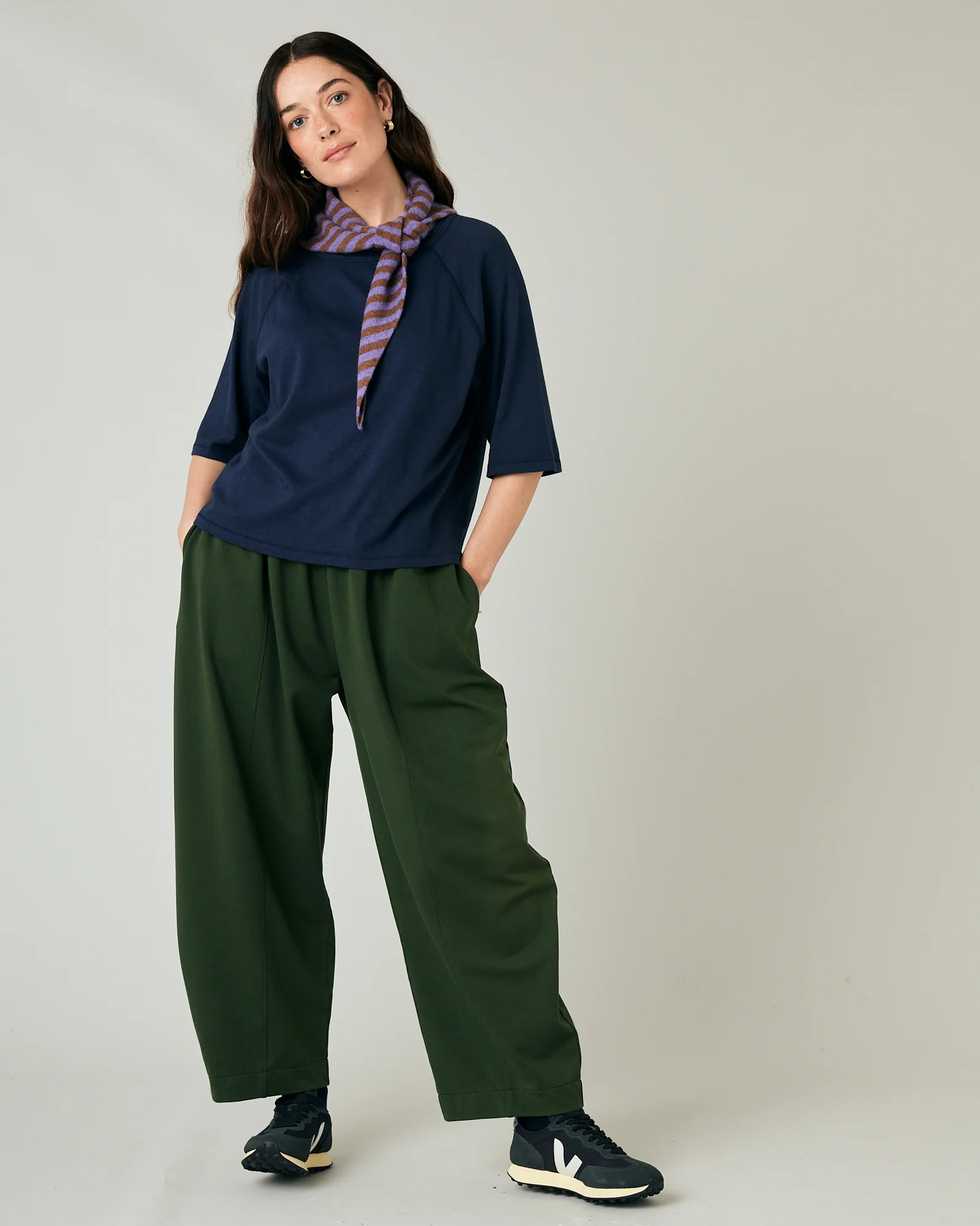 Raglan Top Navy - Image 5