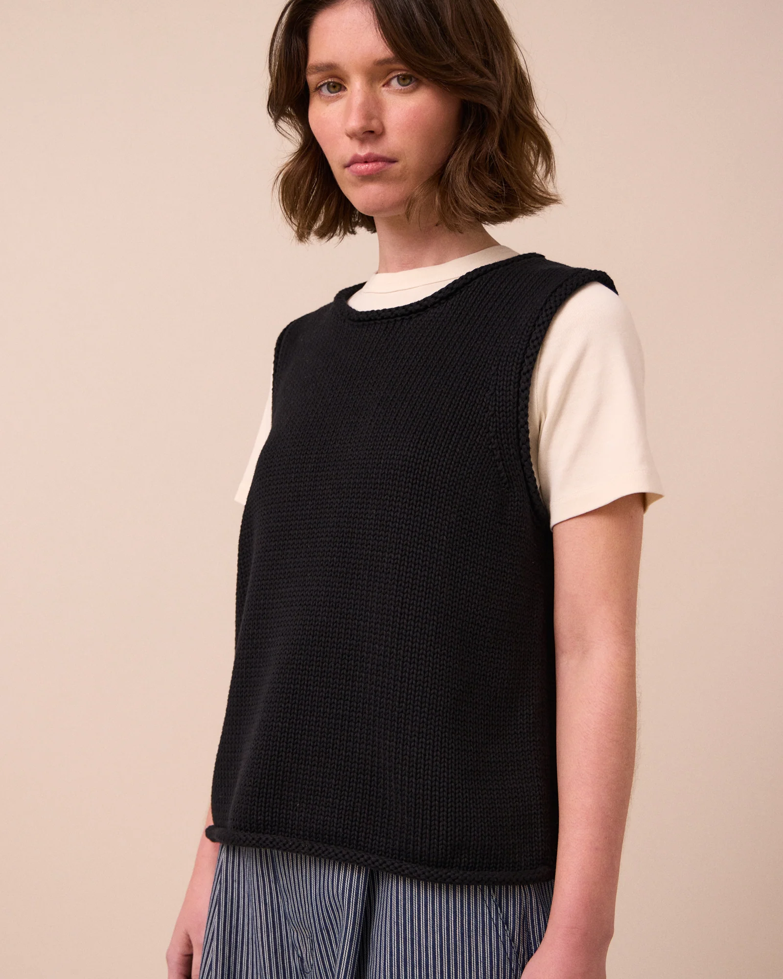 Tyler Black Knitted Vest - Image 4