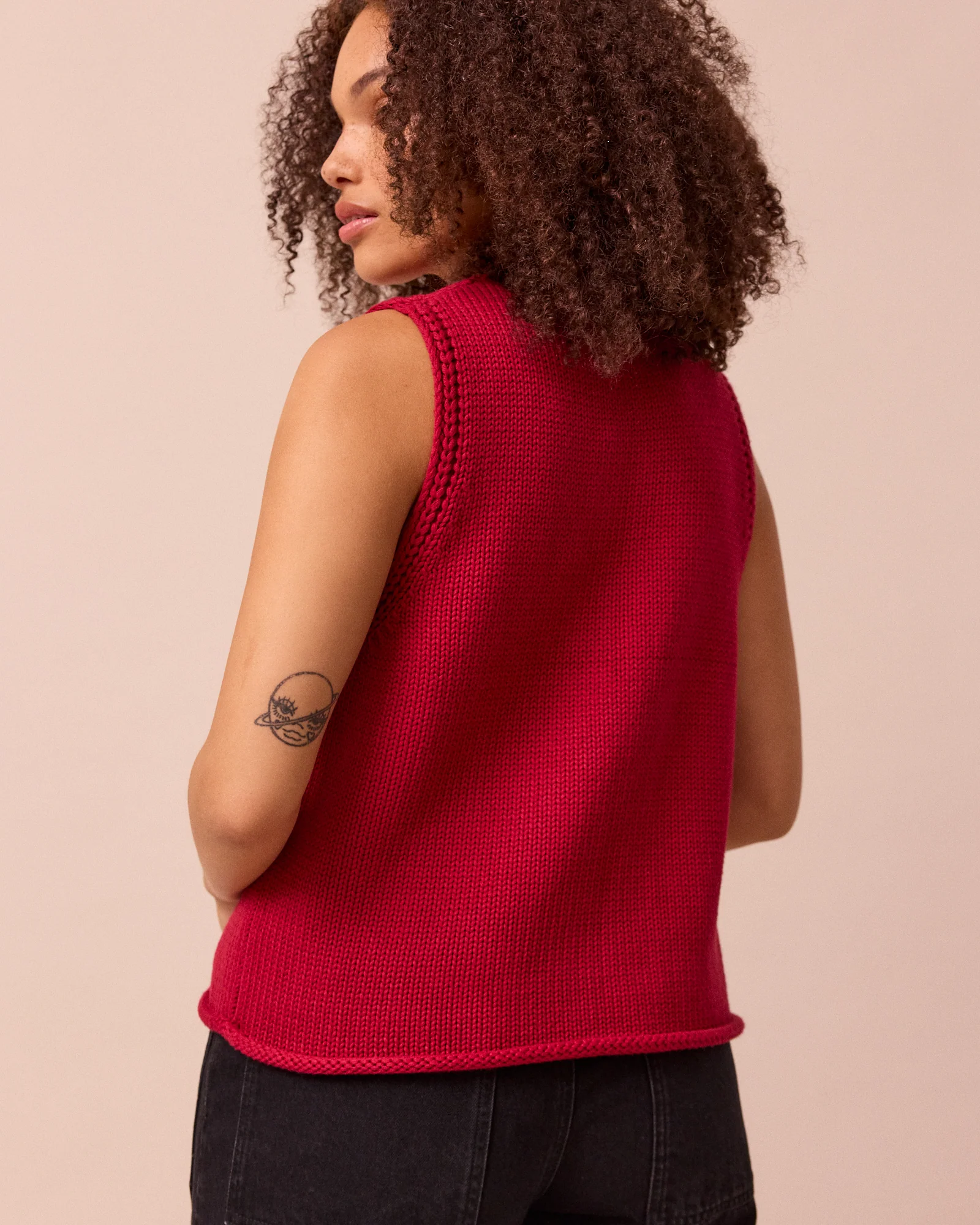 Vita Cranberry Knitted Vest - Image 4